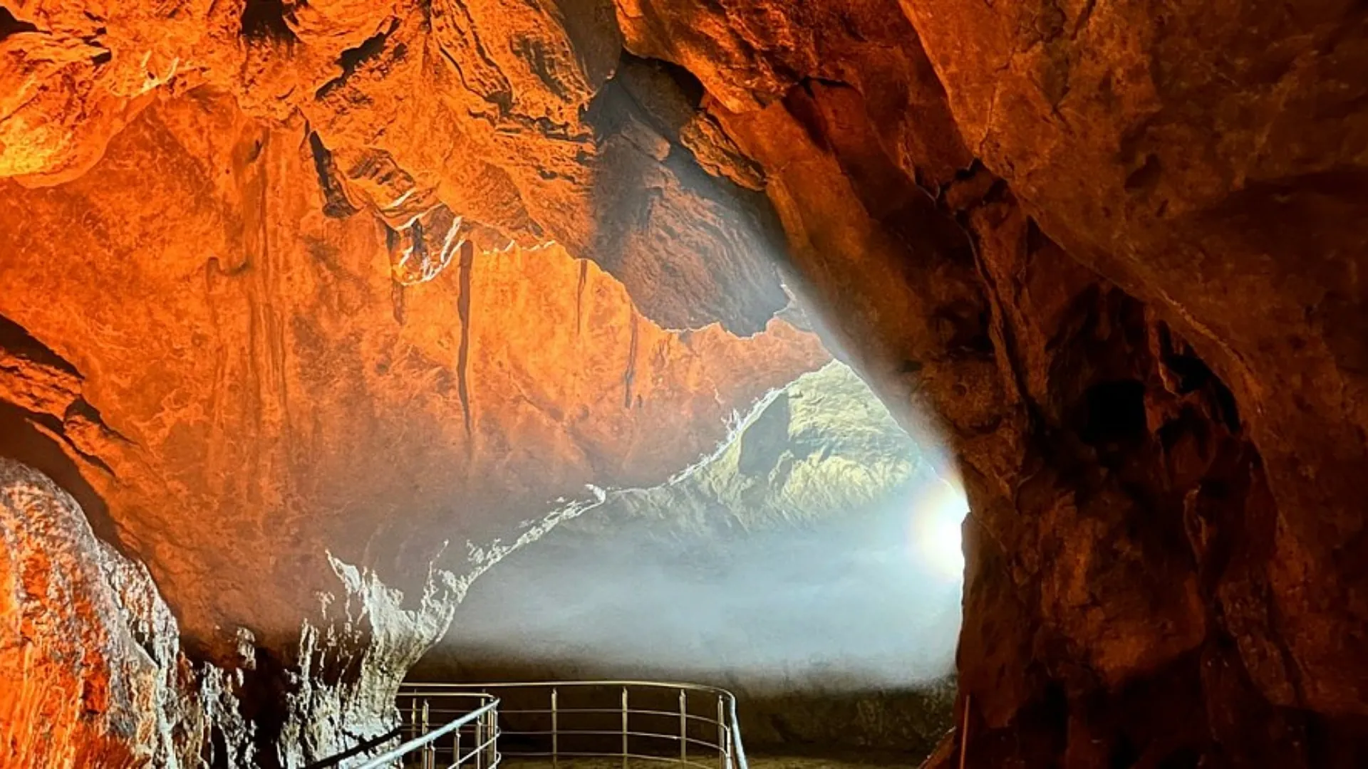 Tour Image 2